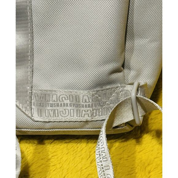 Gymshark Everyday Mini Womens Gray Cream Pocket Adjustable Strap Backpack Bag - Picture 7 of 12